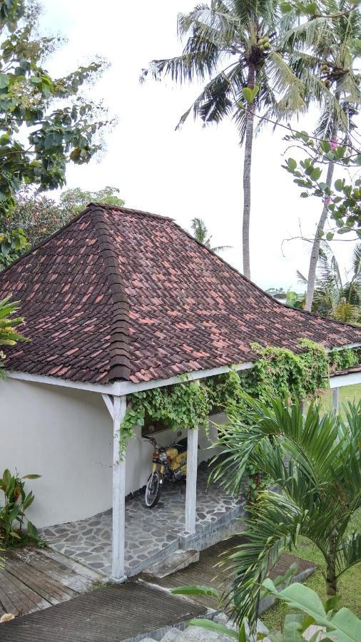 Sunmoonstarvillas Yogyakarta Jarakan Exterior foto
